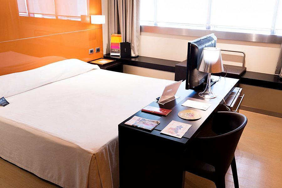 T Hotel 4*